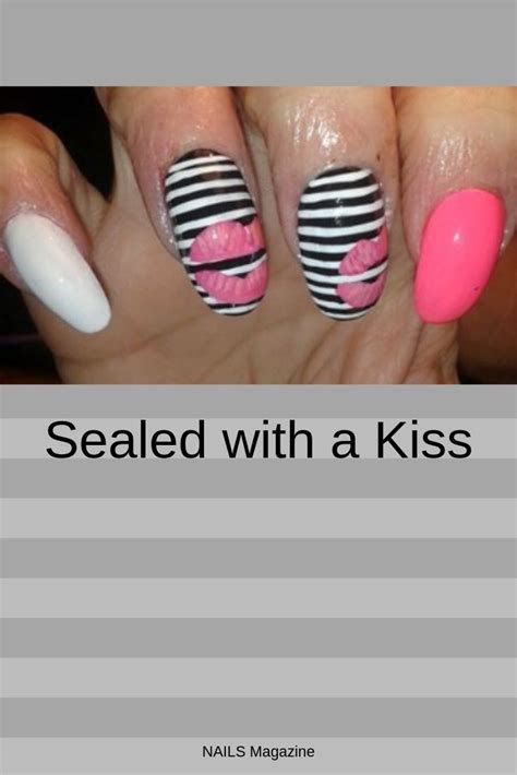 white kiss nails